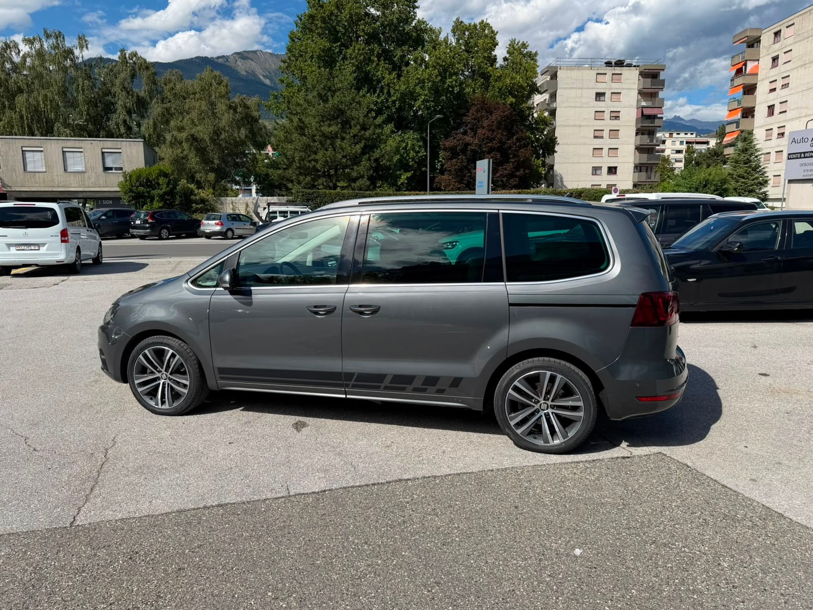 SEAT Alhambra 2.0 TDI 4Drive SWISS FR-image-11