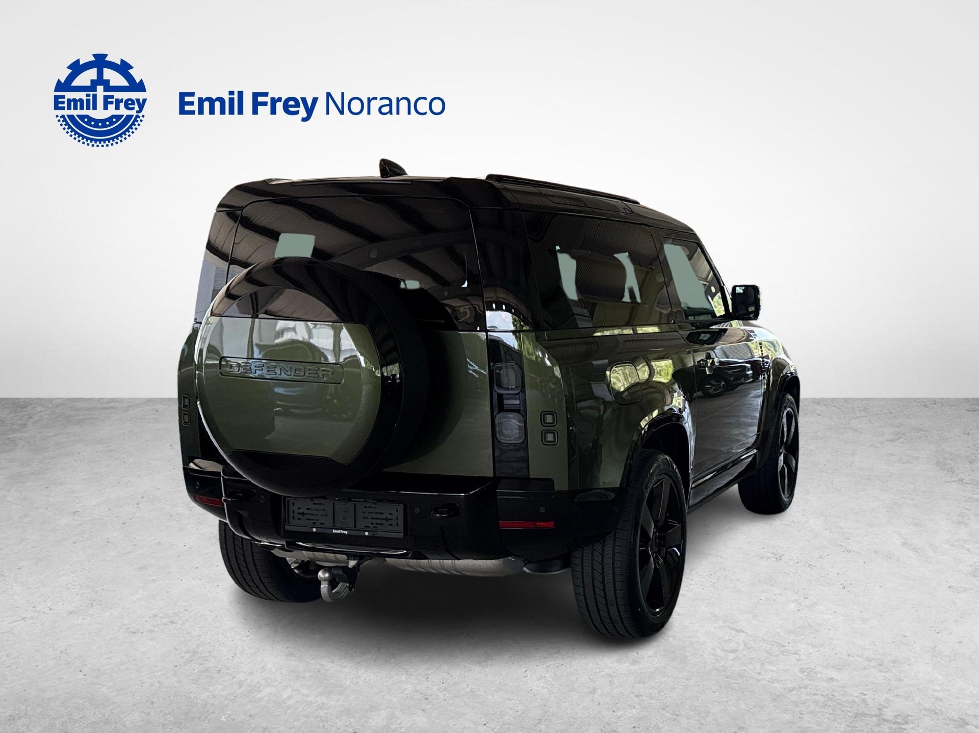 LAND ROVER Defender 90 3.0 D I6 350 X-Dynamic HSE-image-4