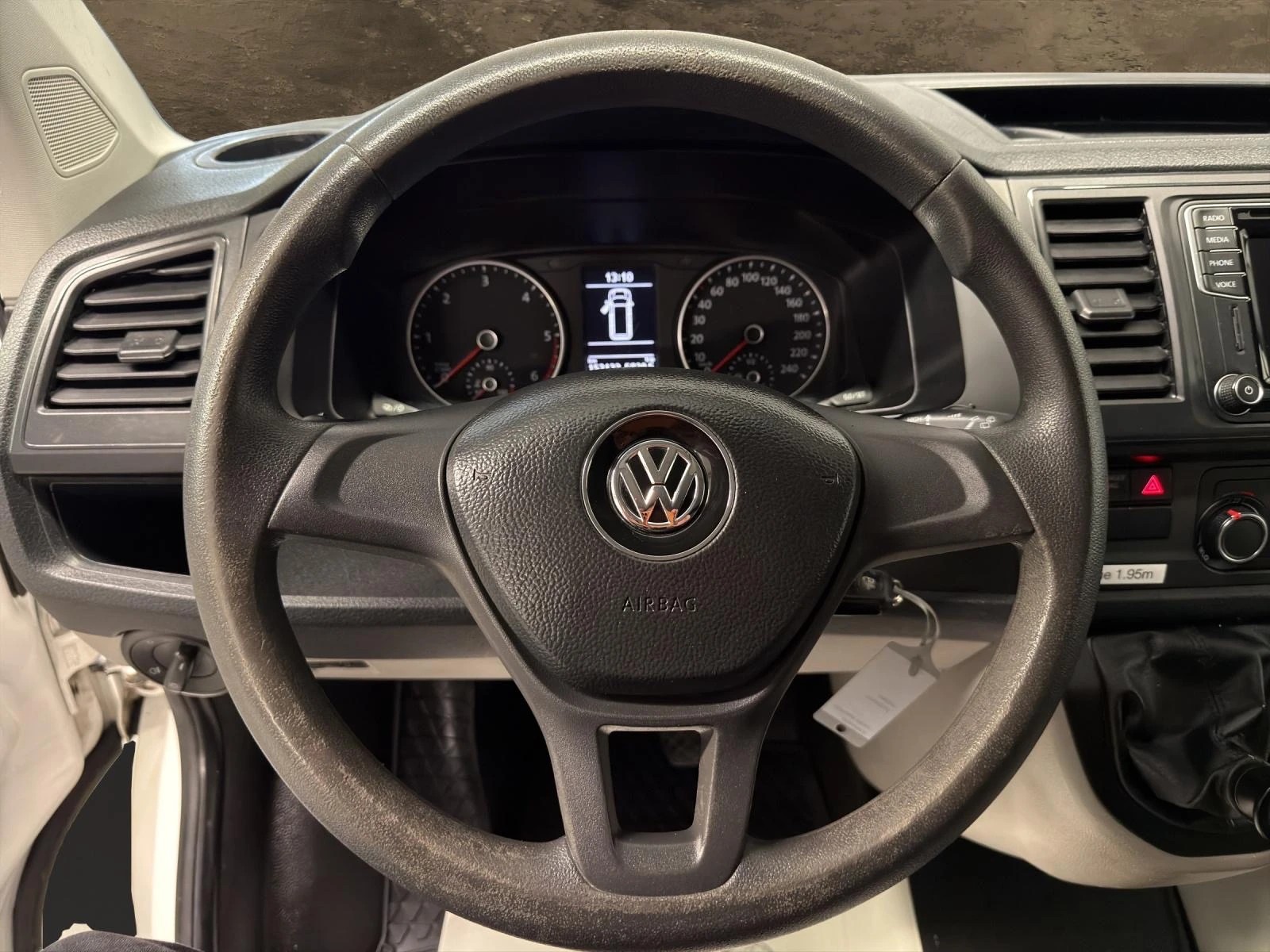 VW T6 2.0 TDI 4Motion DSG-image-9