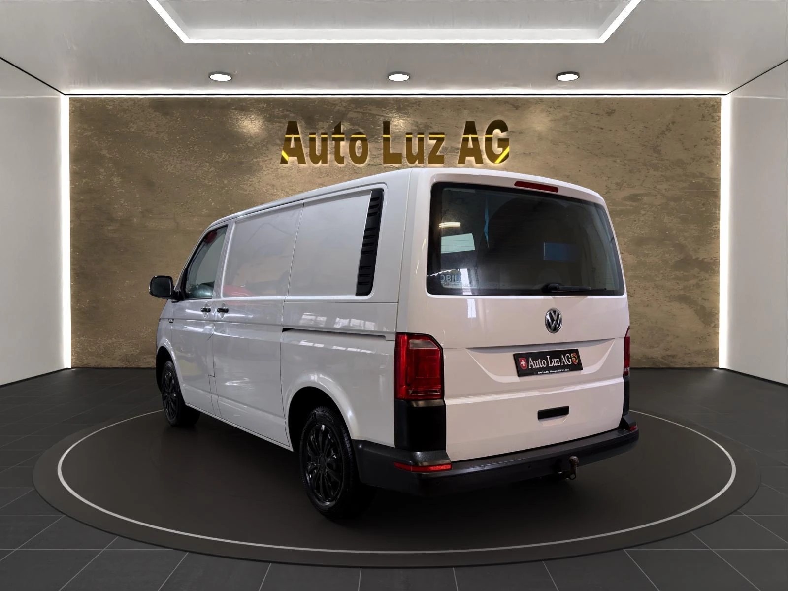 VW T6 2.0 TDI 4Motion DSG-showroom-element-2