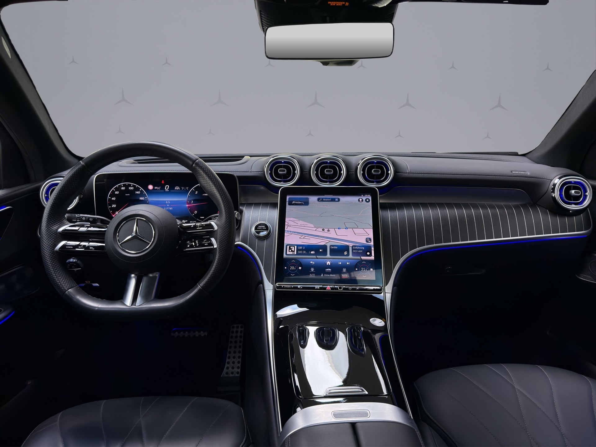 MERCEDES-BENZ GLC 220 d AMG Line 4matic-image-11