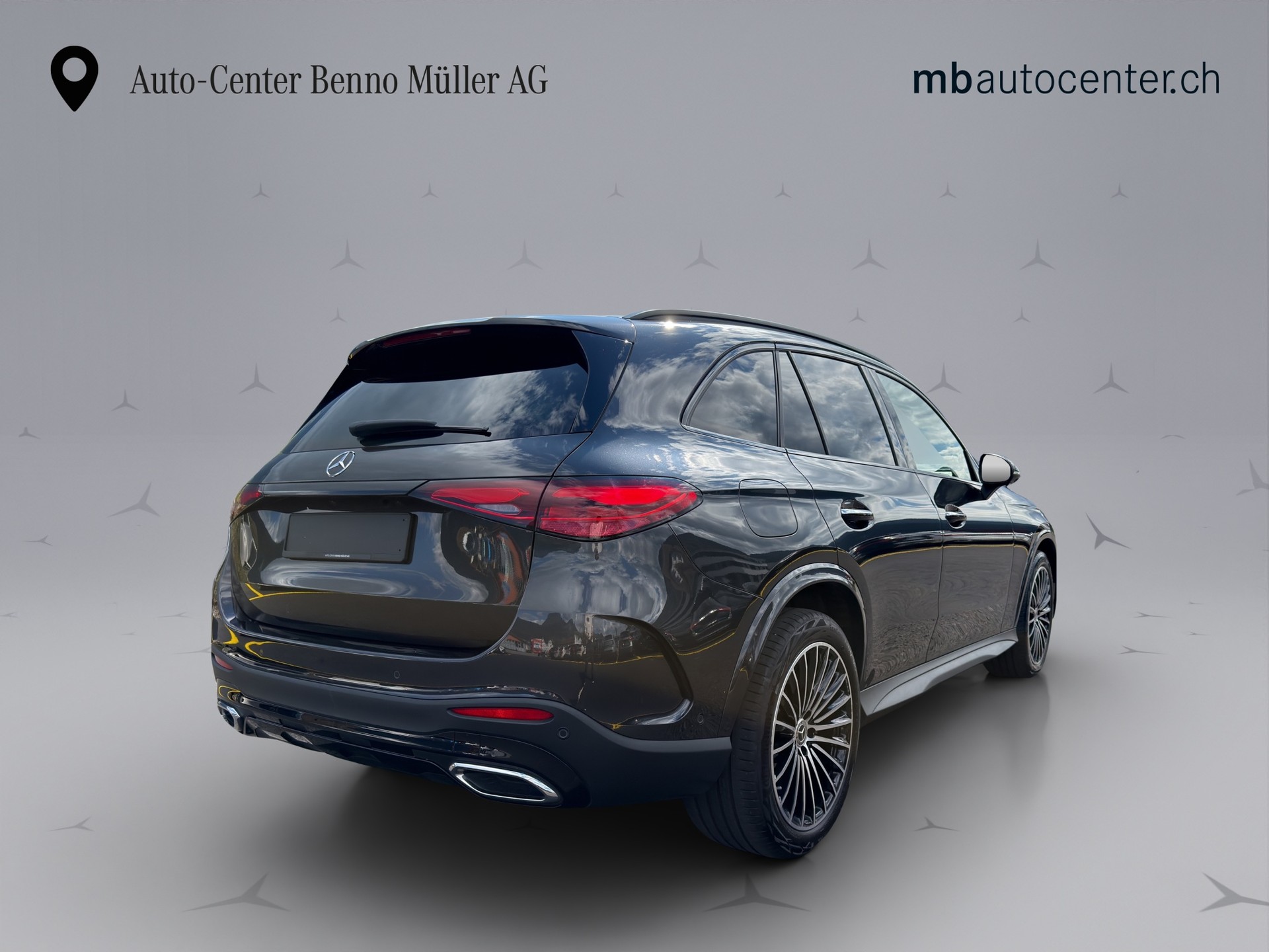 MERCEDES-BENZ GLC 220 d AMG Line 4matic-image-4