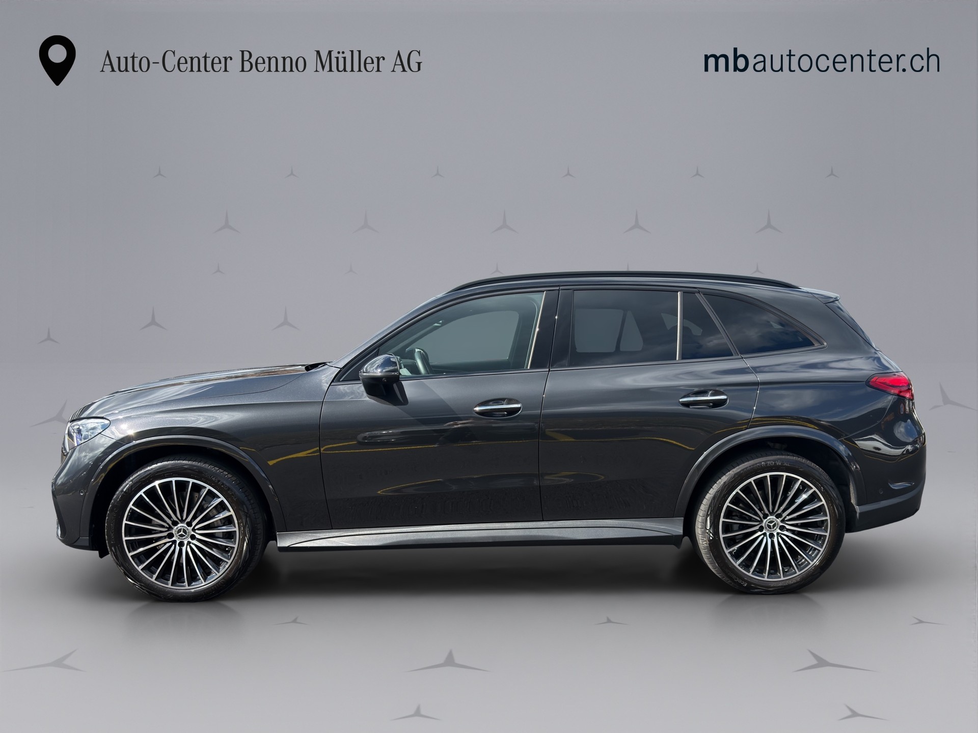 MERCEDES-BENZ GLC 220 d AMG Line 4matic-image-1