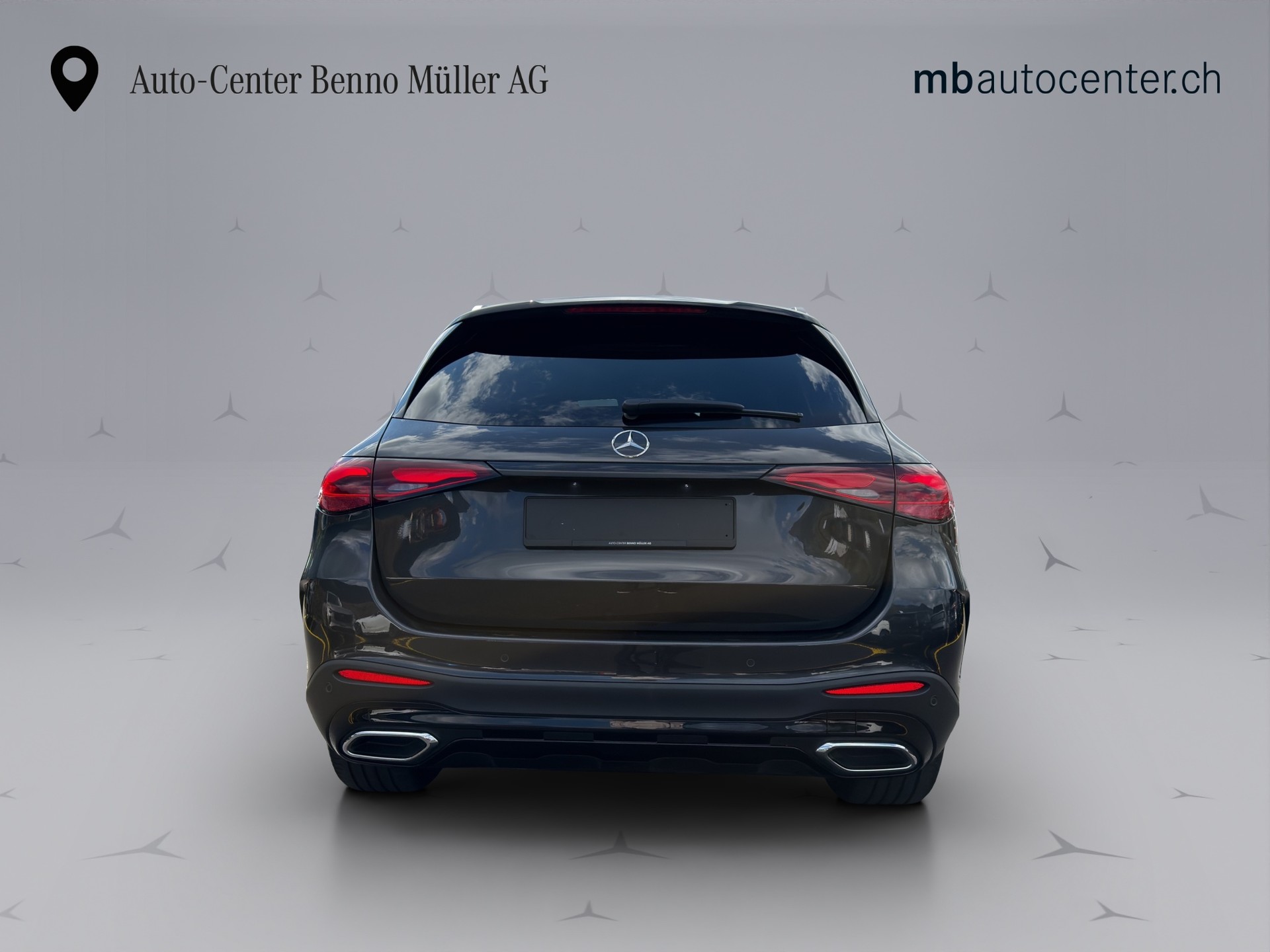 MERCEDES-BENZ GLC 220 d AMG Line 4matic-image-3