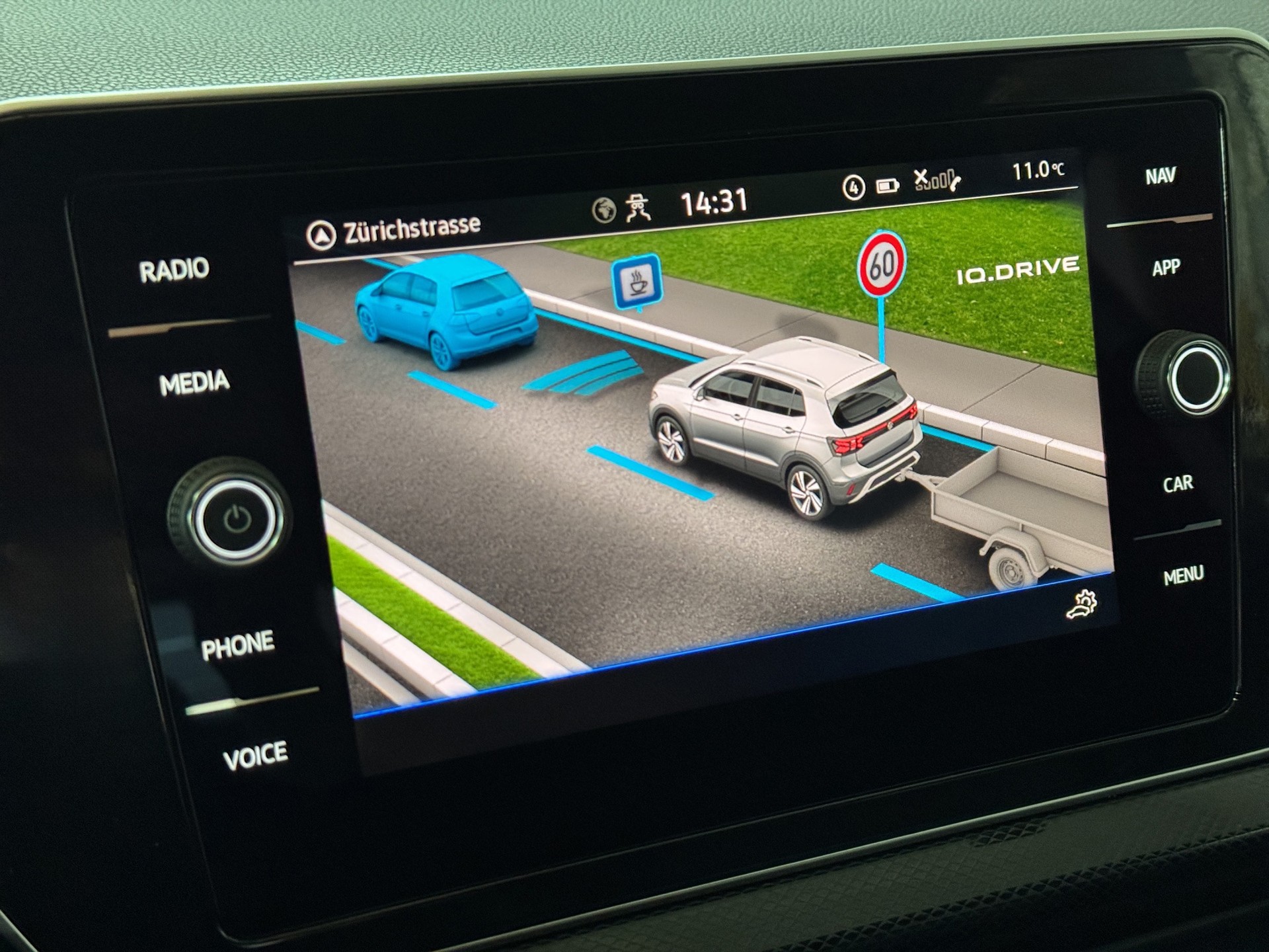 VW T-Cross 1.5 TSI EVO ACT R-Line DSG "AHK-Navi-RF.-Kamera"-image-18