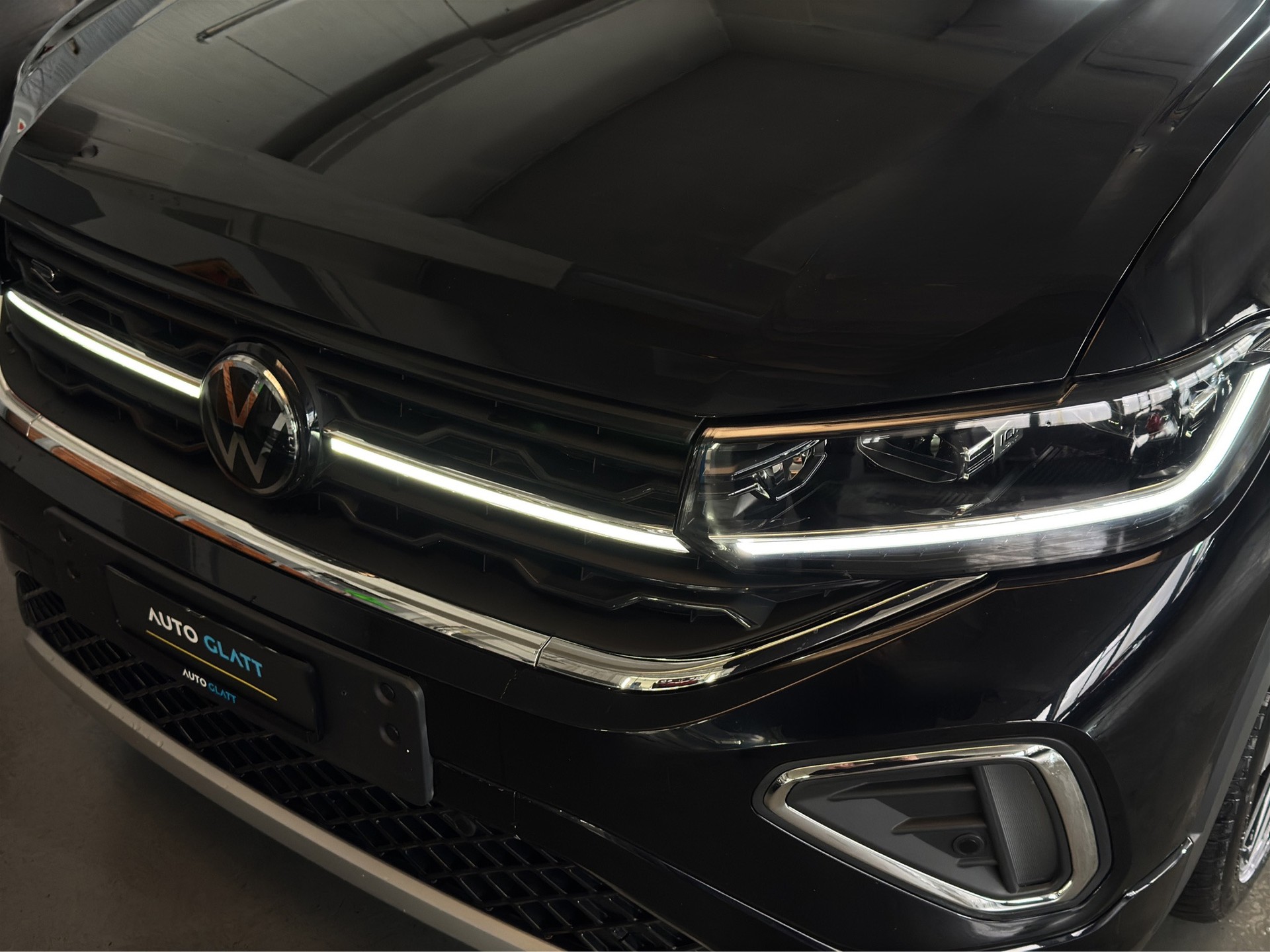 VW T-Cross 1.5 TSI EVO ACT R-Line DSG "AHK-Navi-RF.-Kamera"-image-7