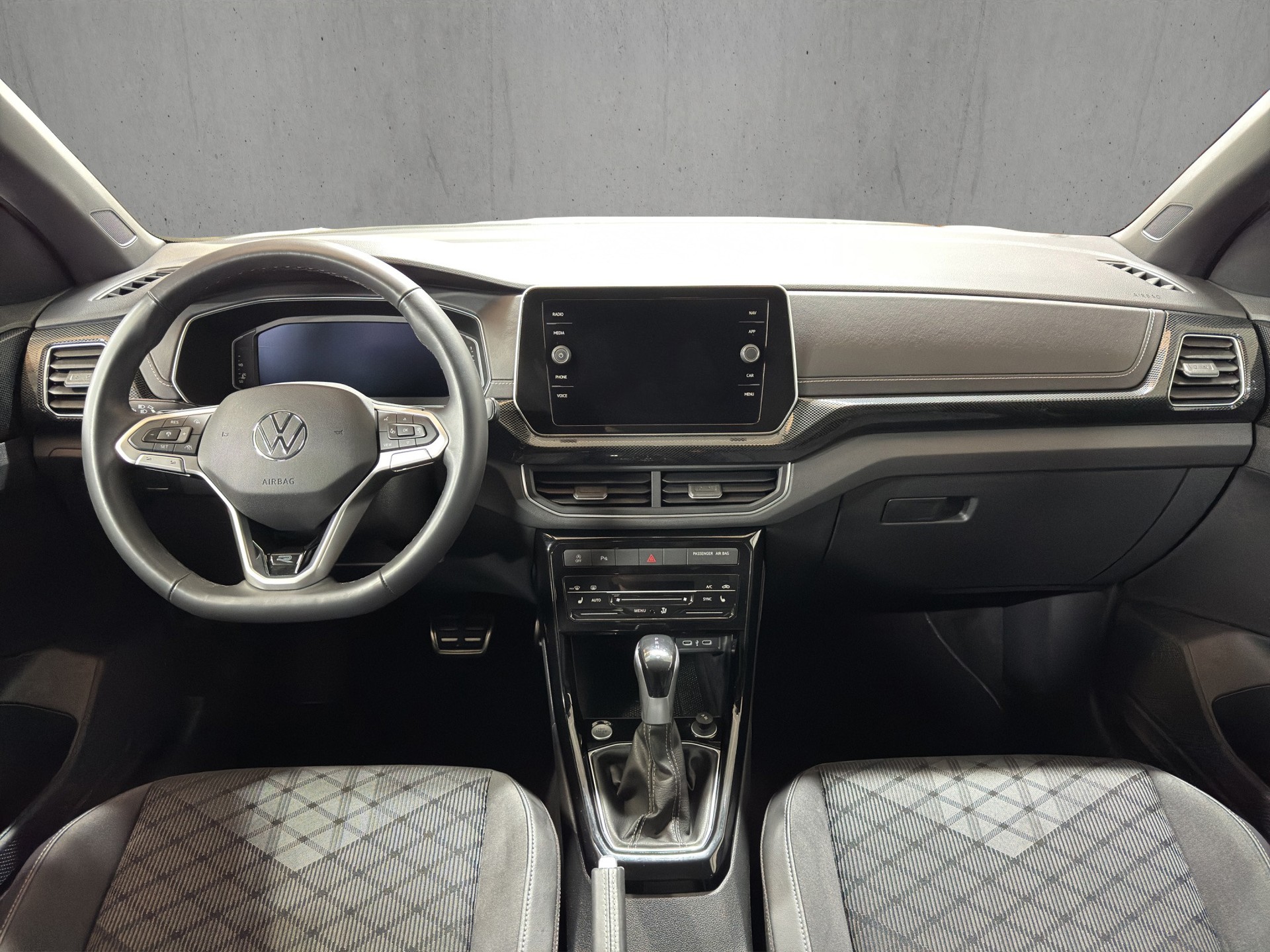 VW T-Cross 1.5 TSI EVO ACT R-Line DSG "AHK-Navi-RF.-Kamera"-image-11
