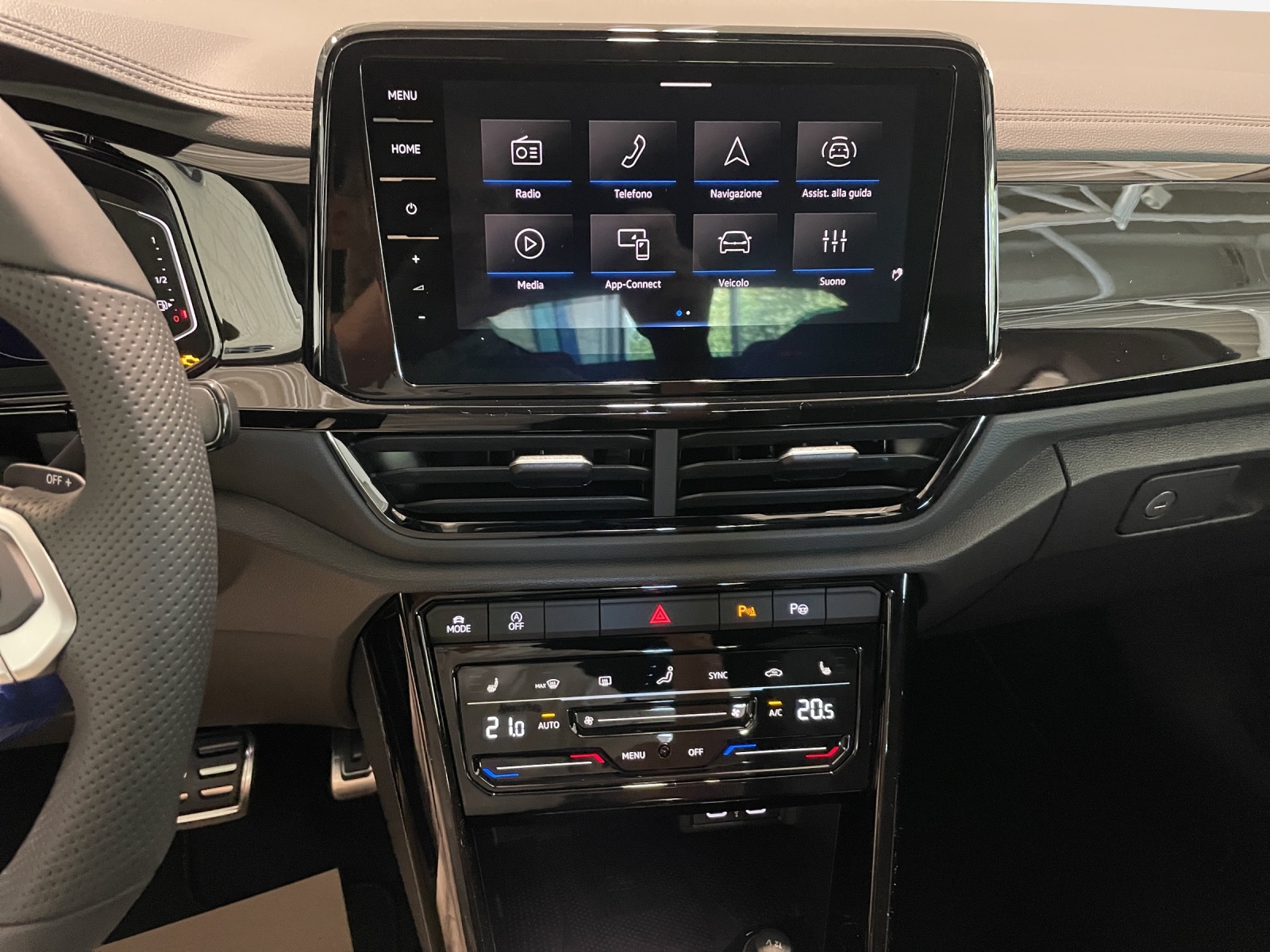 VW T-Roc Cabriolet 1.5 TSI EVO R-Line DSG-image-10