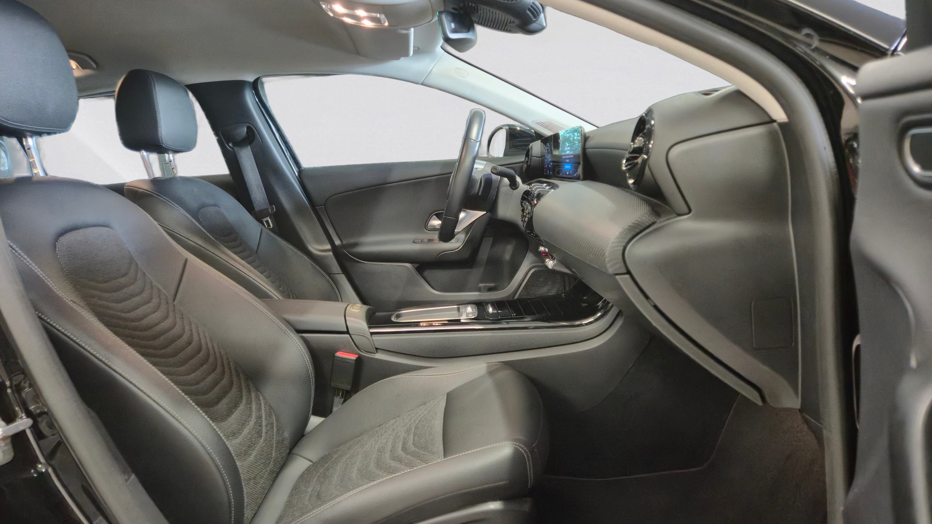 MERCEDES-BENZ A 180 7G-DCT LEASING à partir de CHF 320.-/mois-image-15