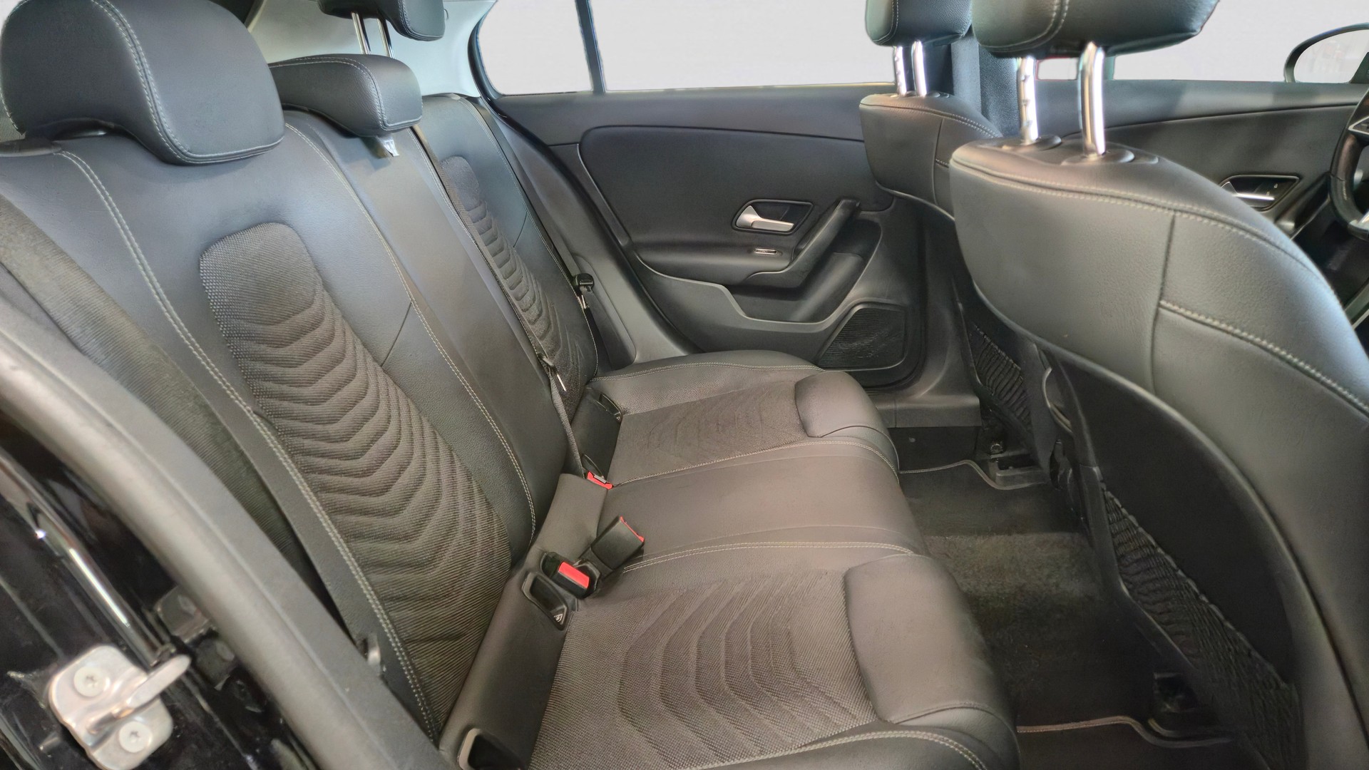 MERCEDES-BENZ A 180 7G-DCT LEASING à partir de CHF 320.-/mois-image-13