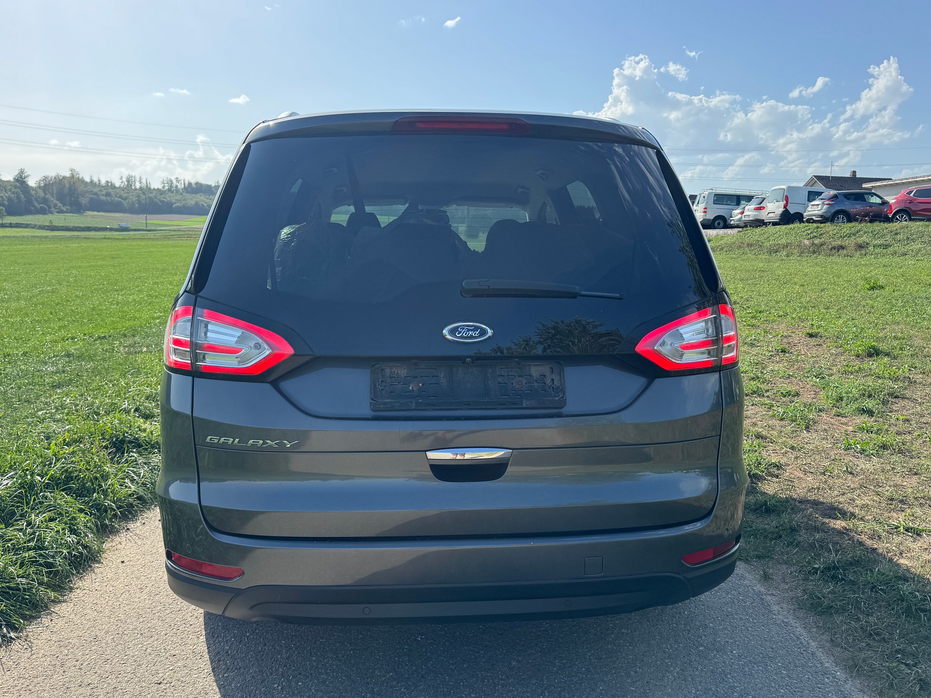 FORD Galaxy 2.0 TDCi Titanium AWD PowerShift-image-5