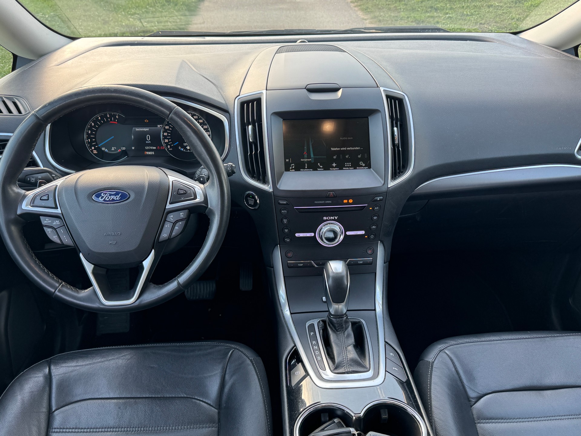 FORD Galaxy 2.0 TDCi Titanium AWD PowerShift-image-8