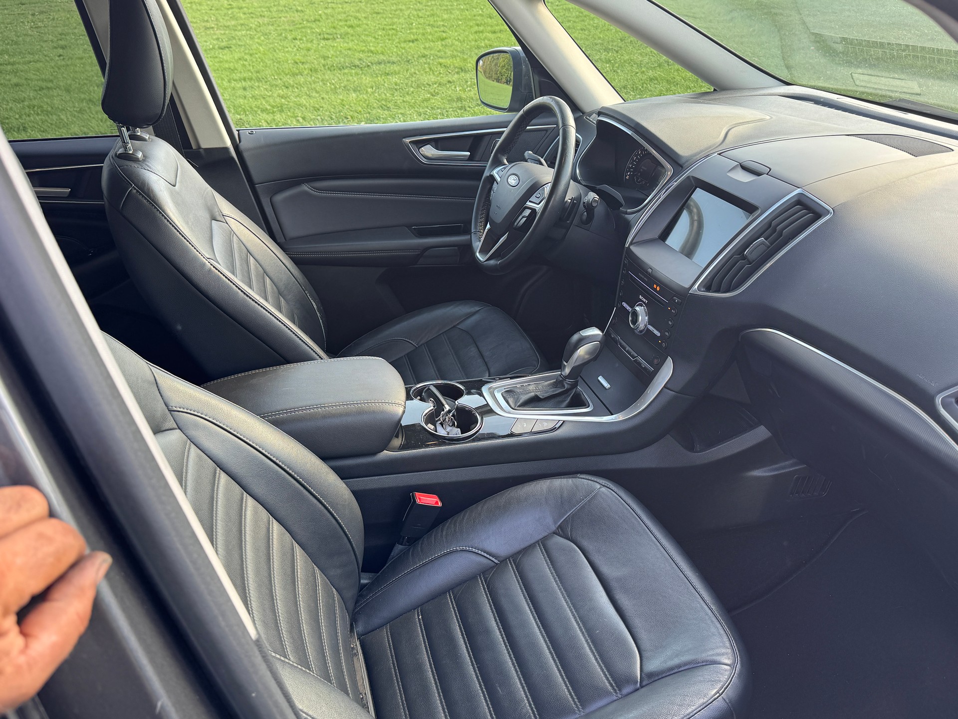 FORD Galaxy 2.0 TDCi Titanium AWD PowerShift-image-9