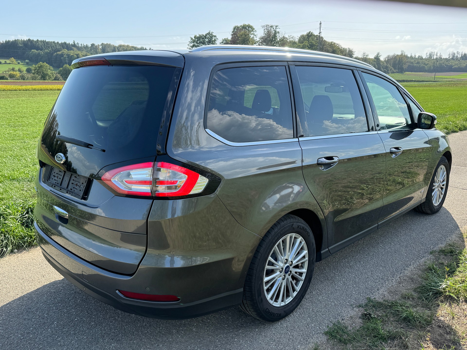 FORD Galaxy 2.0 TDCi Titanium AWD PowerShift-image-6