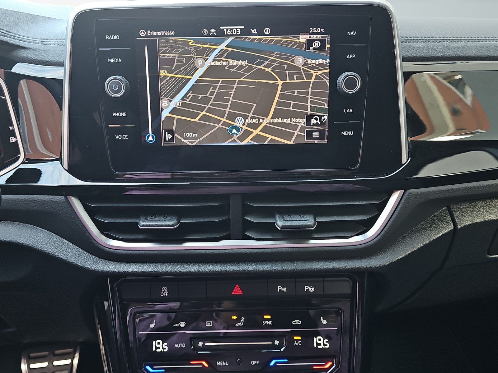 VW T-Roc 1.5 TSI EVO R-Line DSG-image-10