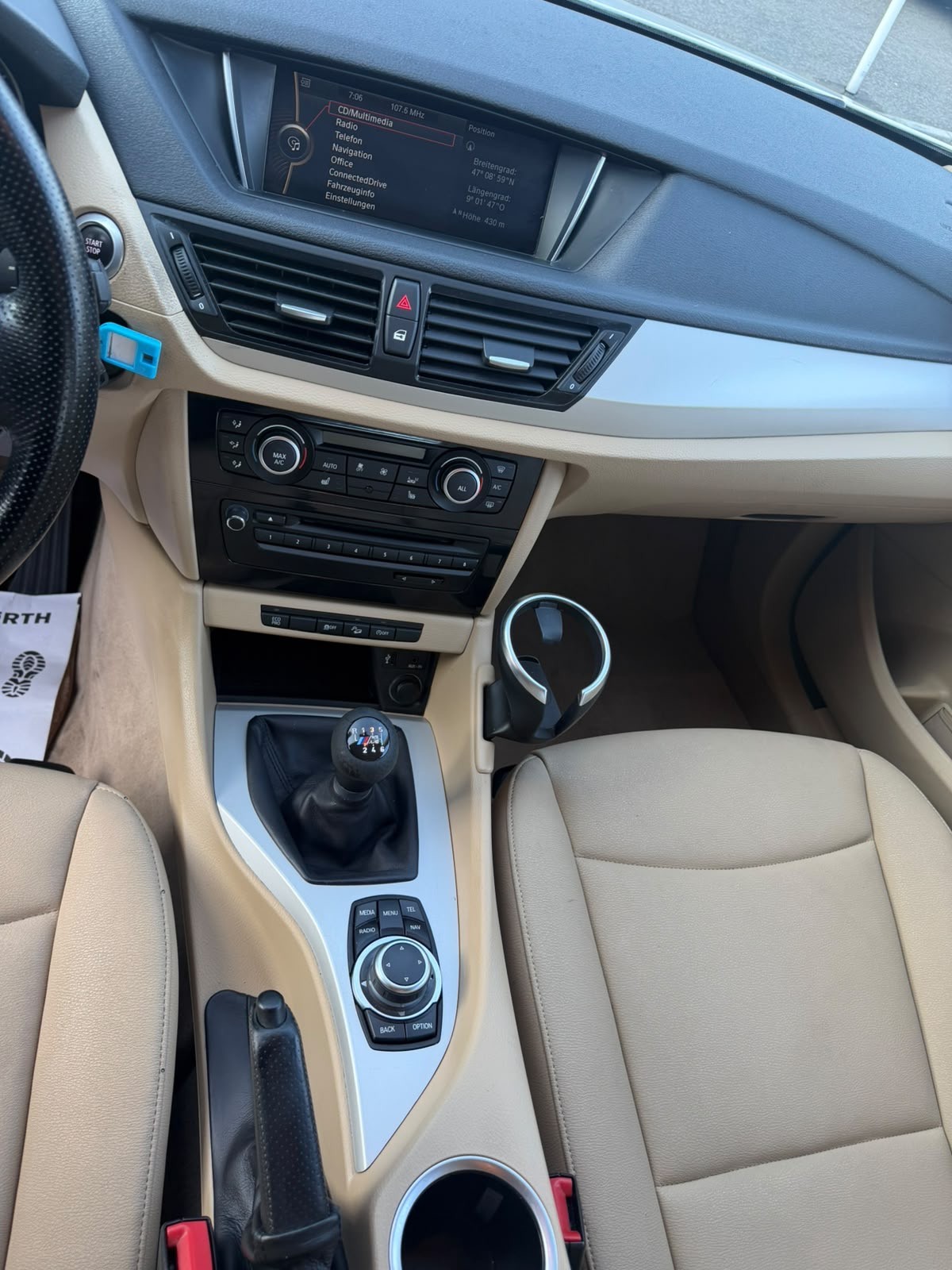 BMW X1 xDrive 18d-image-7