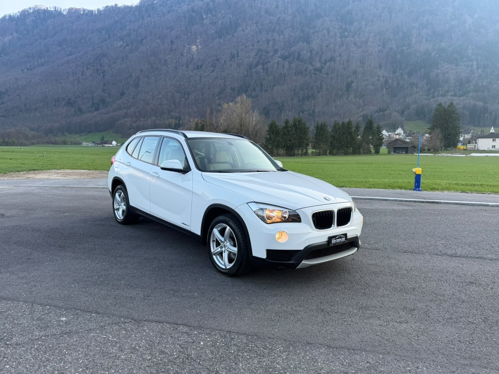 BMW X1 xDrive 18d-image-0