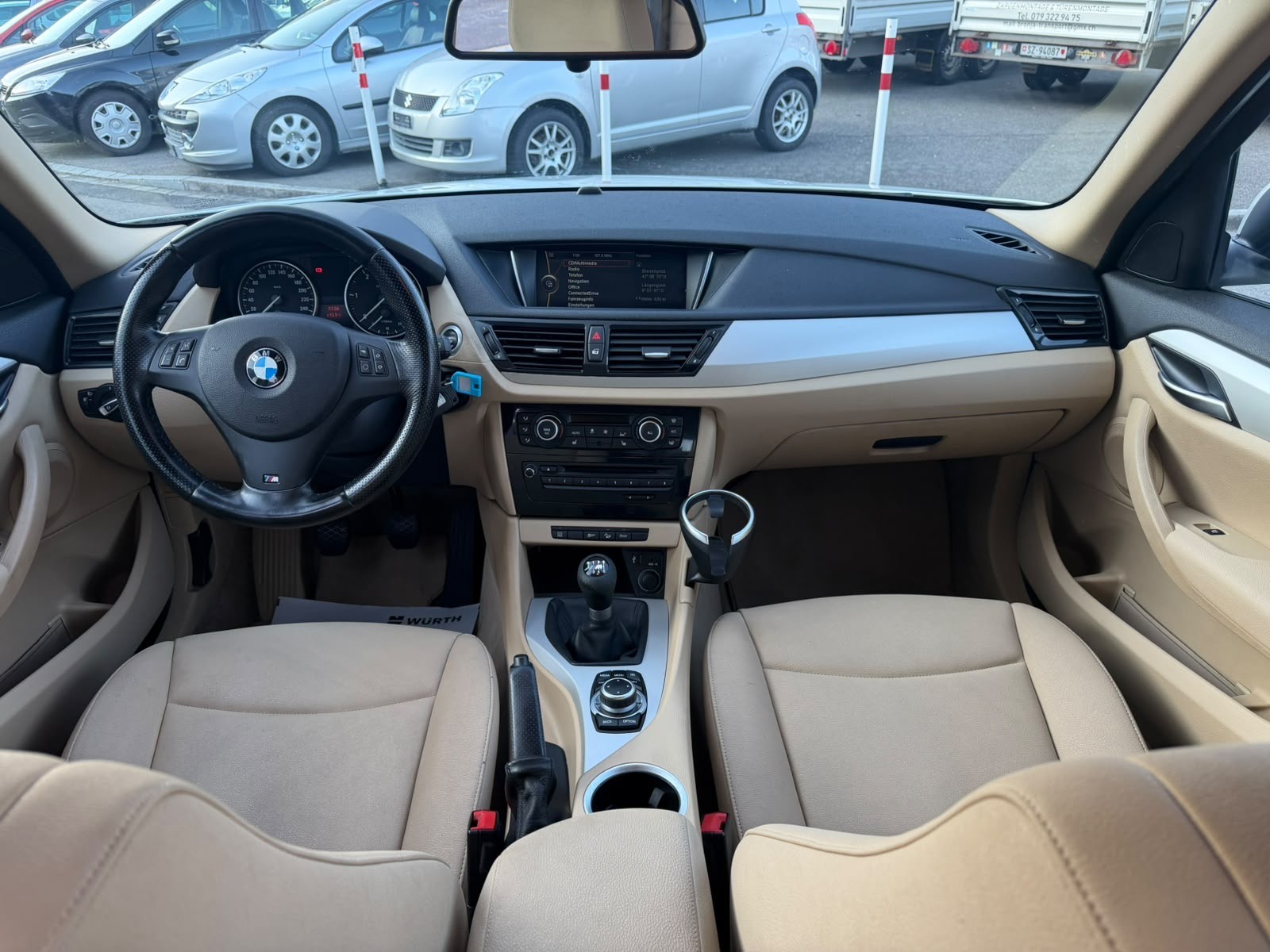BMW X1 xDrive 18d-image-4