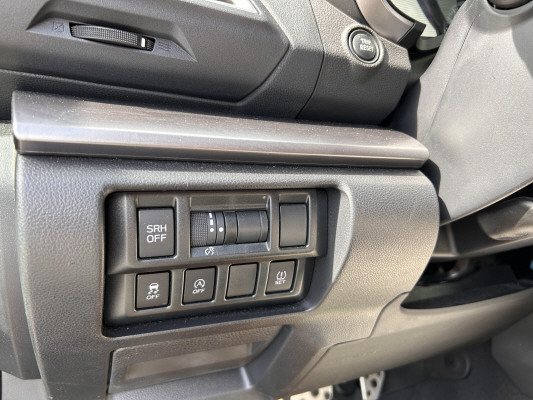 SUBARU XV 1.6 Swiss Edition AWD-image-8