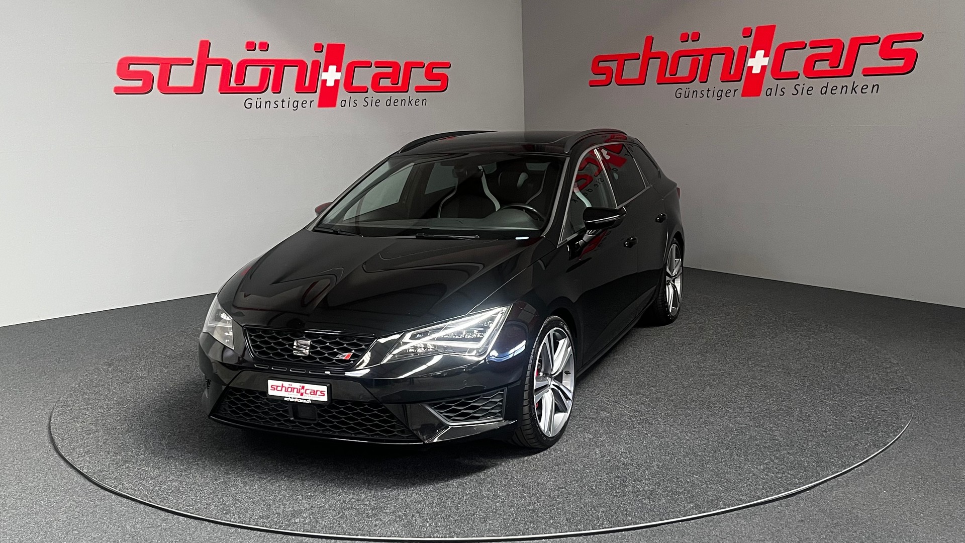 SEAT Leon ST 2.0 TSI Cupra 290 DSG-image-1