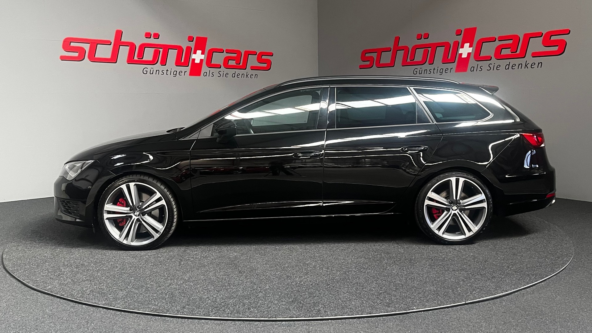 SEAT Leon ST 2.0 TSI Cupra 290 DSG-image-2