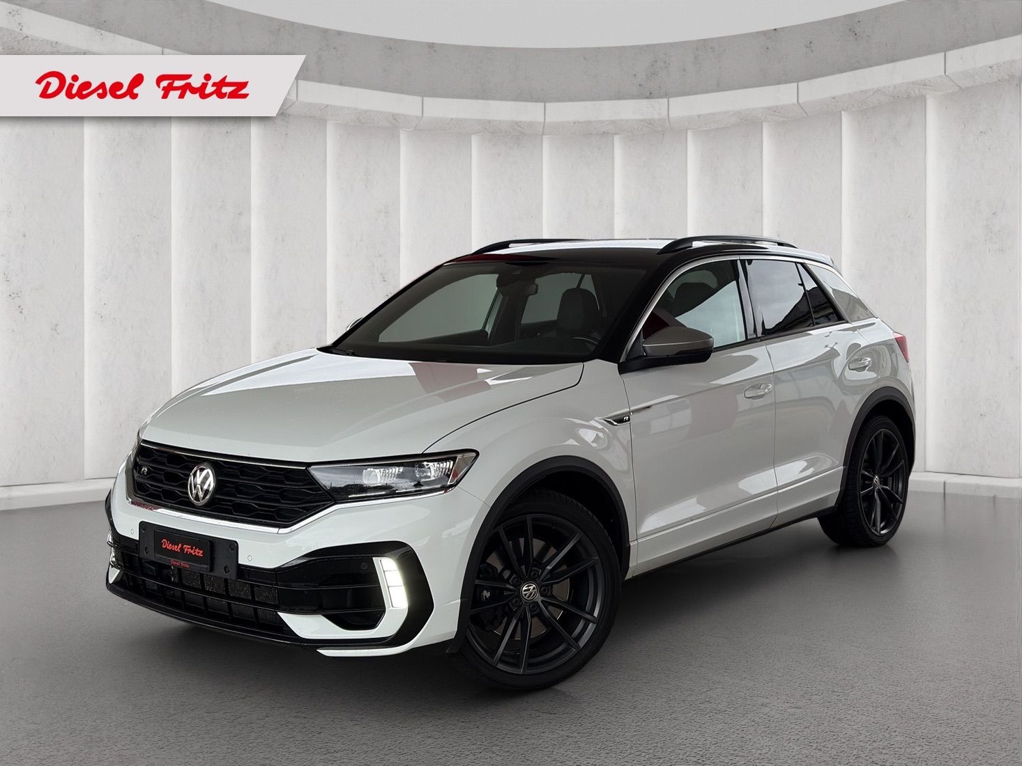 VW T-Roc 2.0 TSI R DSG 4Motion-image-0