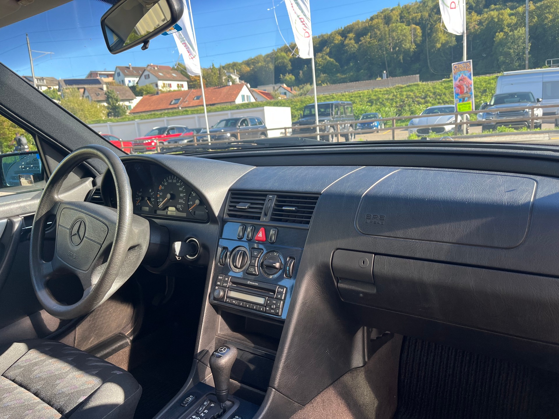 MERCEDES-BENZ C 250 TD Elégance-image-3