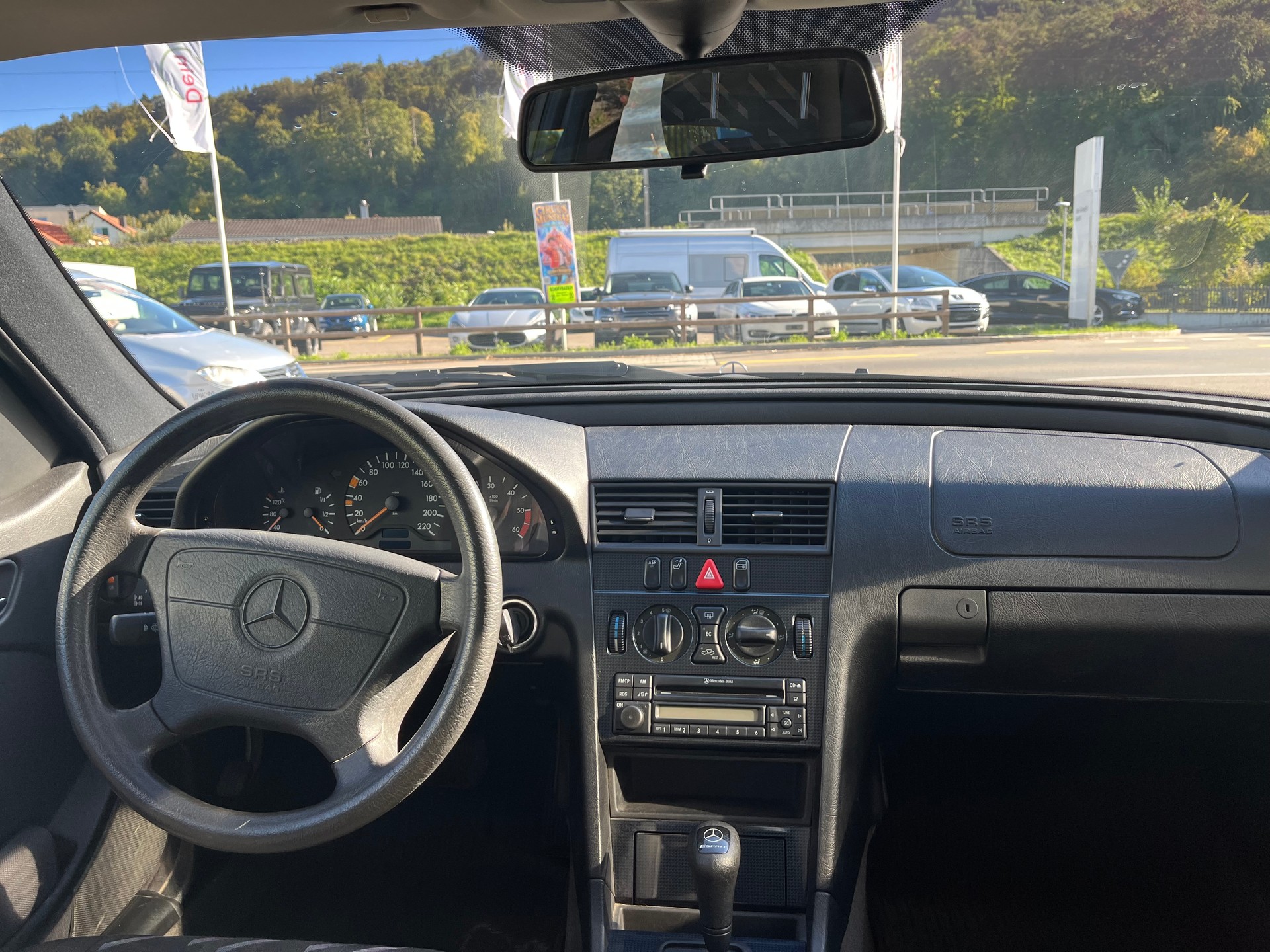 MERCEDES-BENZ C 250 TD Elégance-image-7