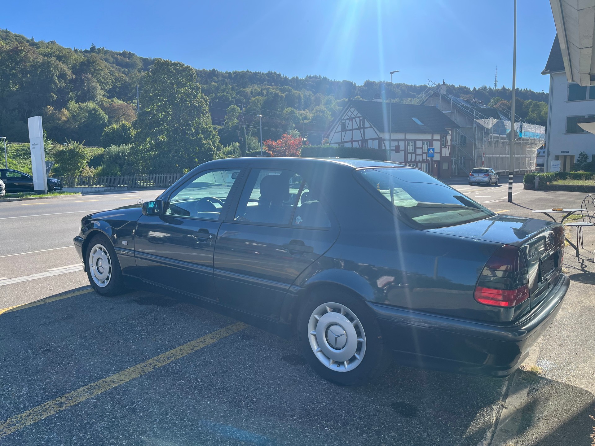 MERCEDES-BENZ C 250 TD Elégance-image-1