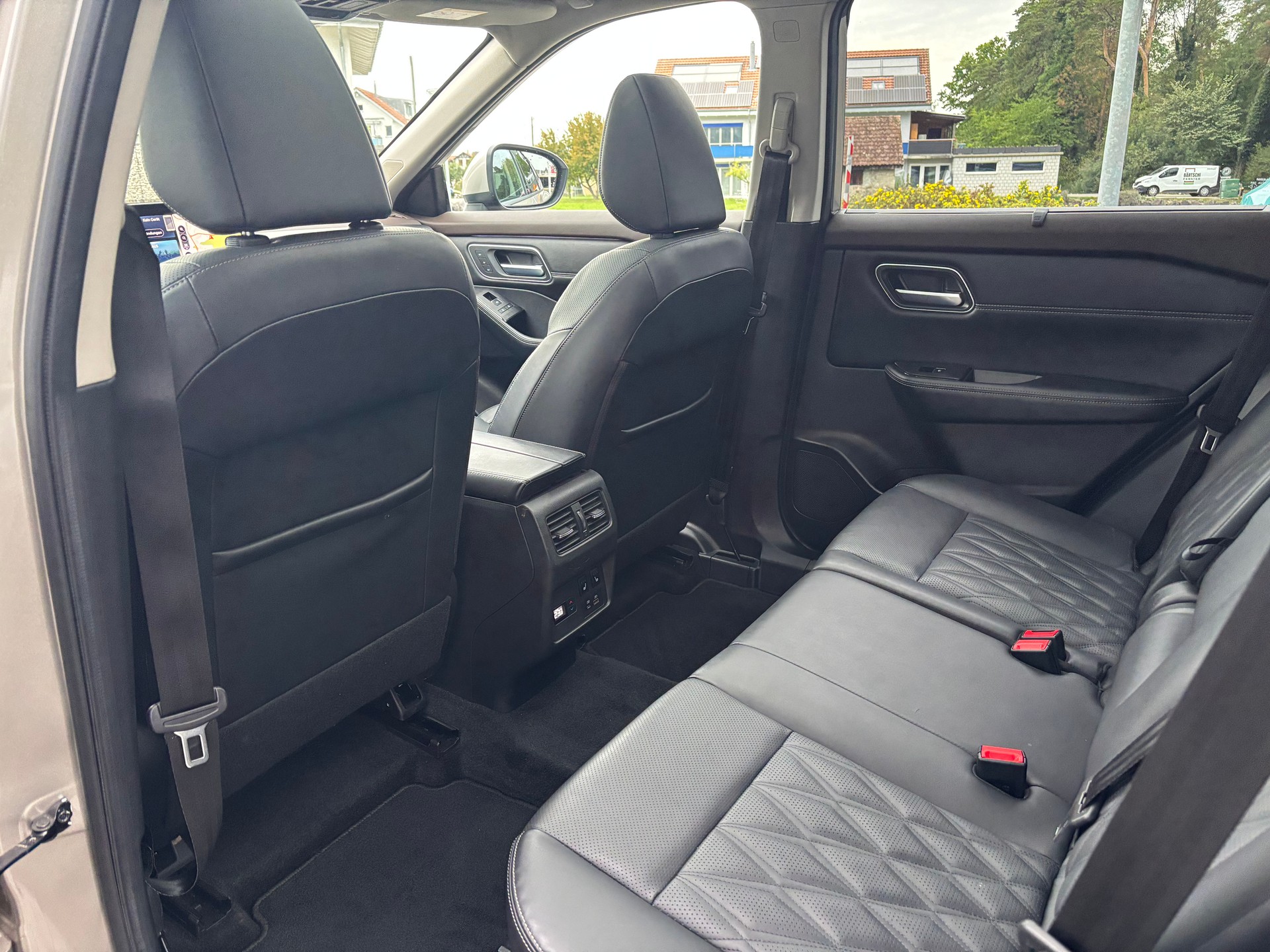 NISSAN X-Trail 1.5 VC e-Power 4WD Tekna+-image-8