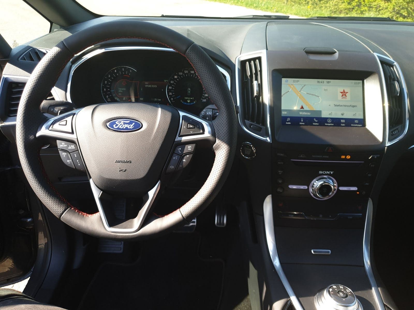 FORD S-Max 2.0 TDCi 190 ST-Line-image-10