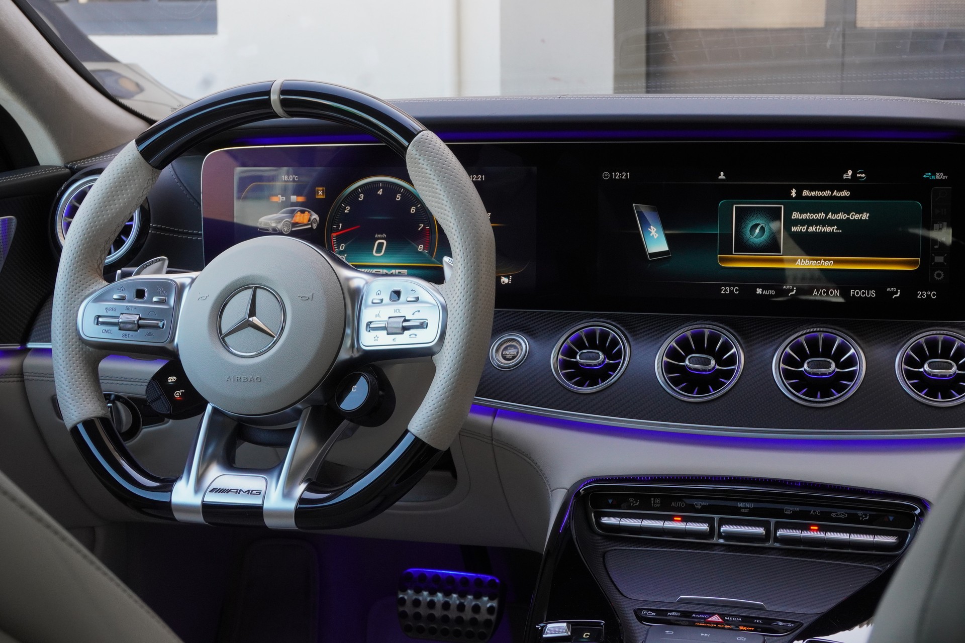 MERCEDES-BENZ AMG GT 4 63 S 4Matic+ Speedshift MCT-image-12