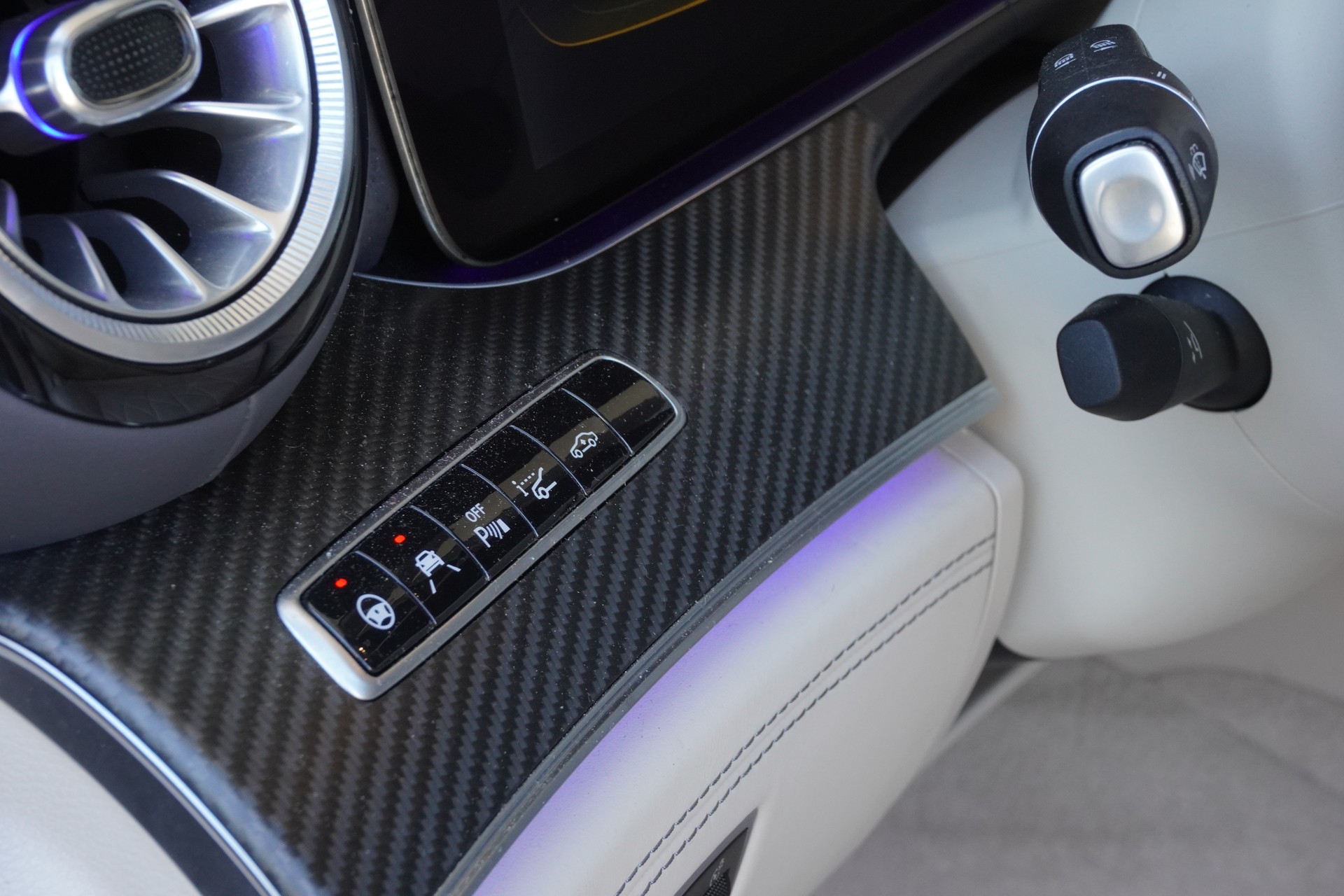 MERCEDES-BENZ AMG GT 4 63 S 4Matic+ Speedshift MCT-image-10