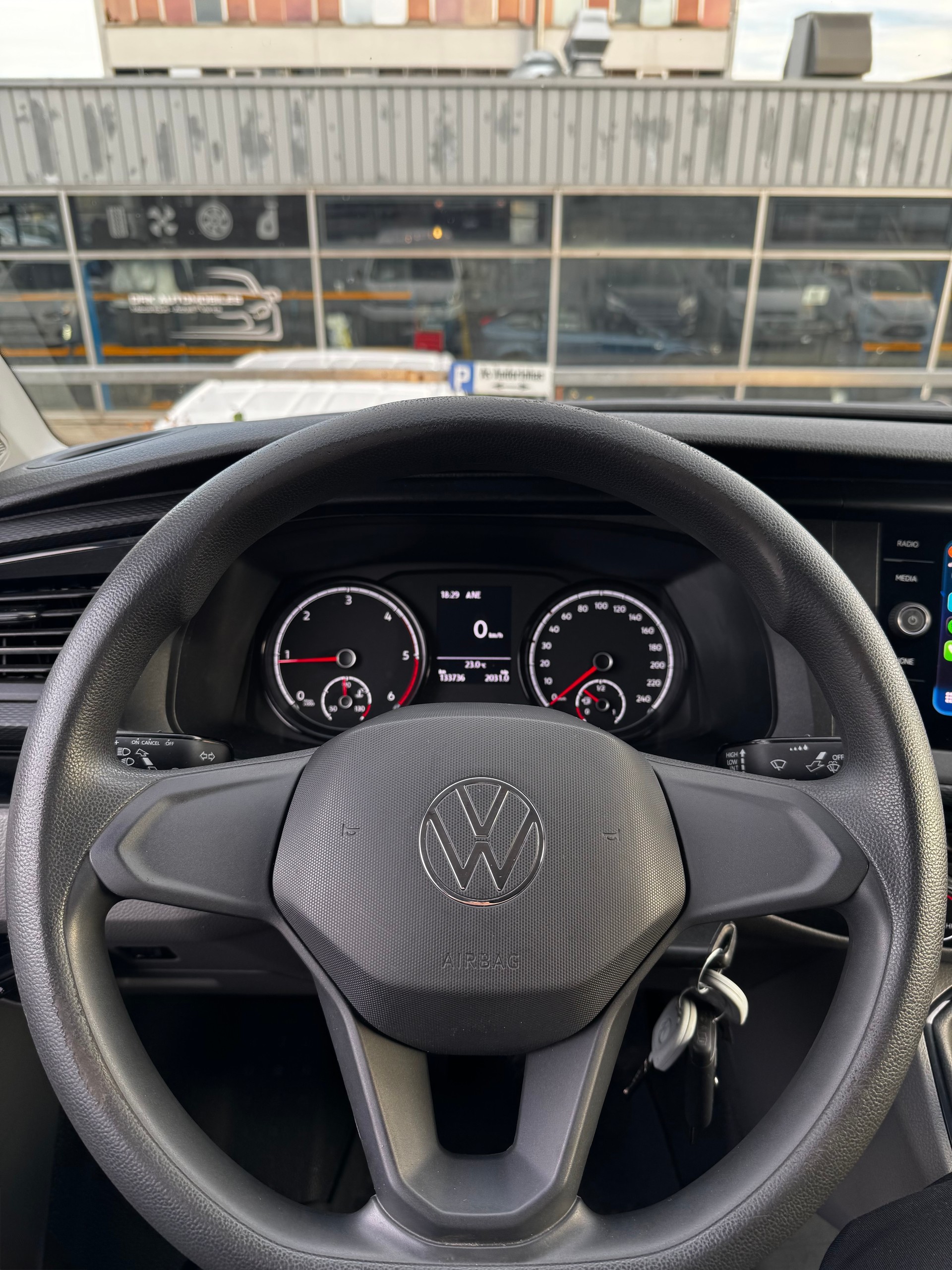 VW T6.1 2.0 TDI-image-11