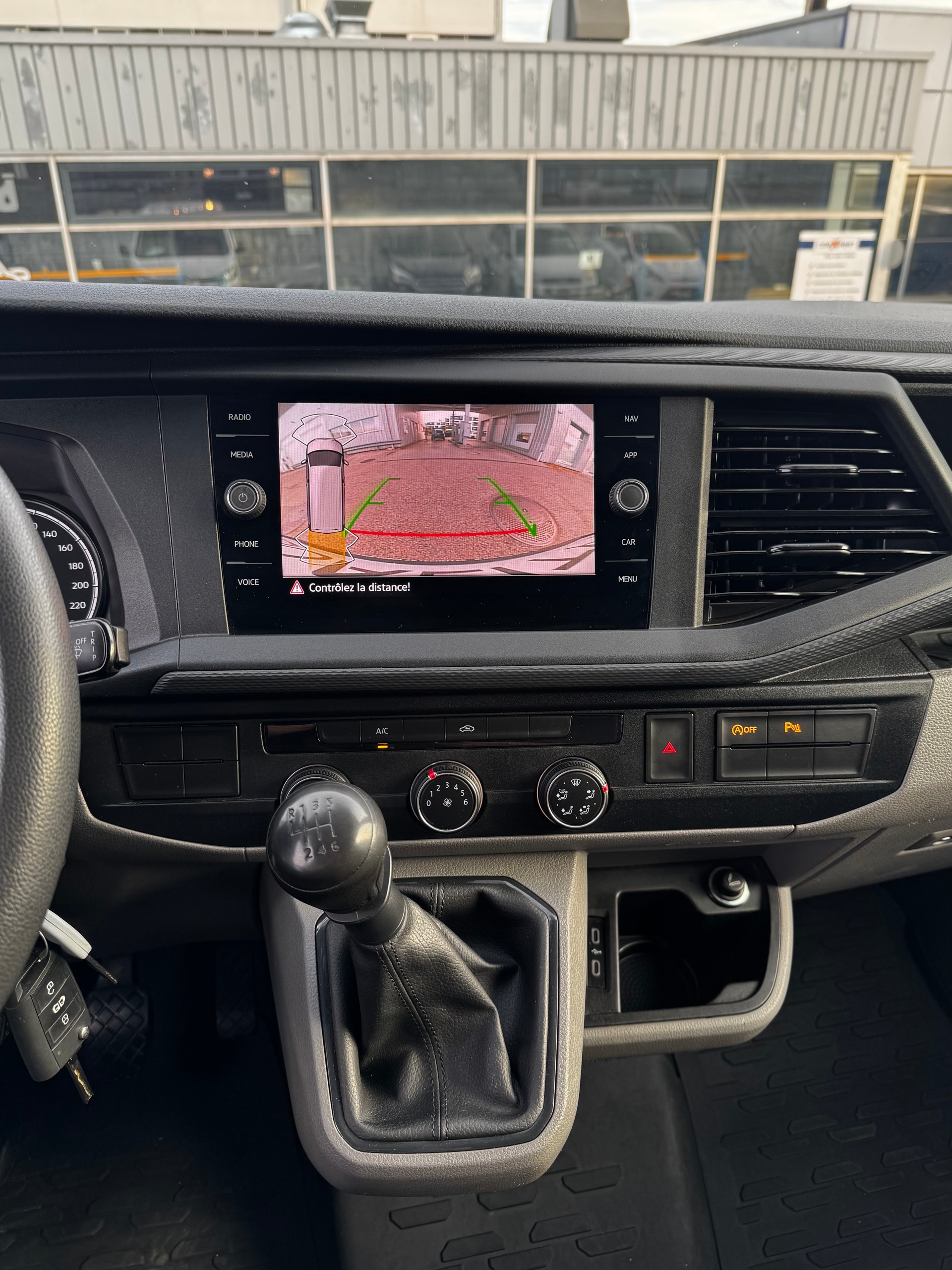 VW T6.1 2.0 TDI-image-13