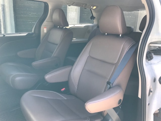 TOYOTA Sienna 3.5 A 4WD Limited Premium-image-13