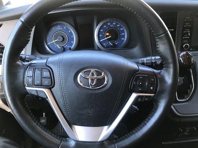 TOYOTA Sienna 3.5 A 4WD Limited Premium-image-8