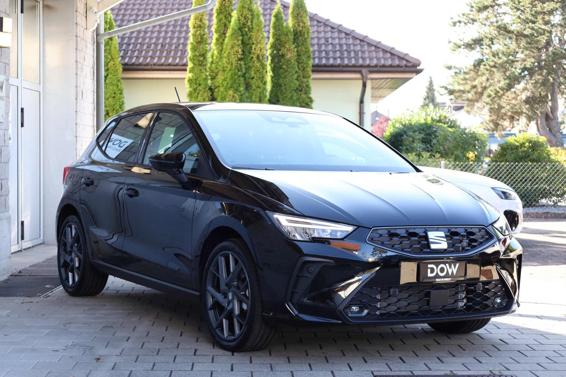 SEAT Ibiza 1.0 TSI 115 FR DSG-image-1