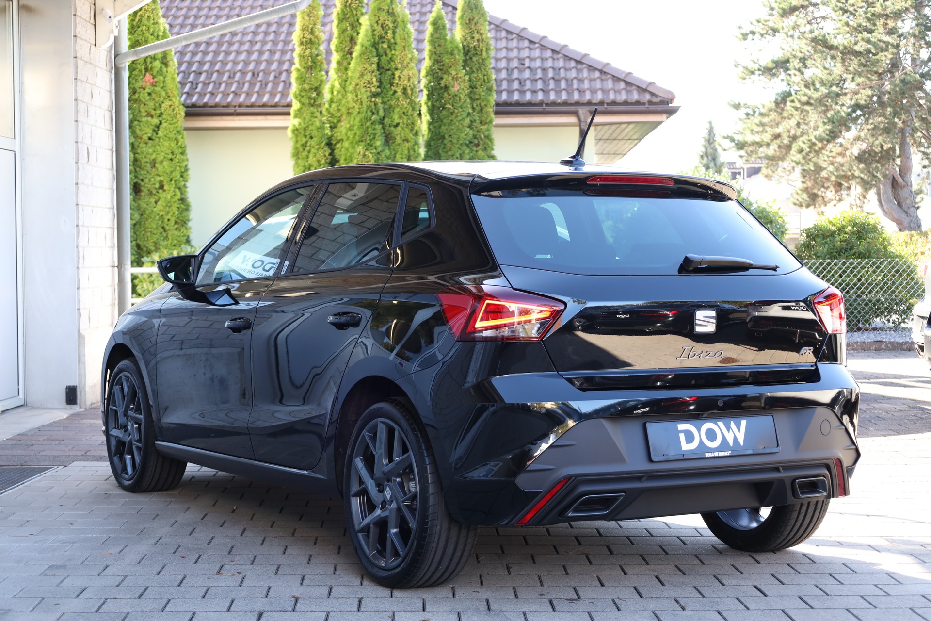 SEAT Ibiza 1.0 TSI 115 FR DSG-image-3