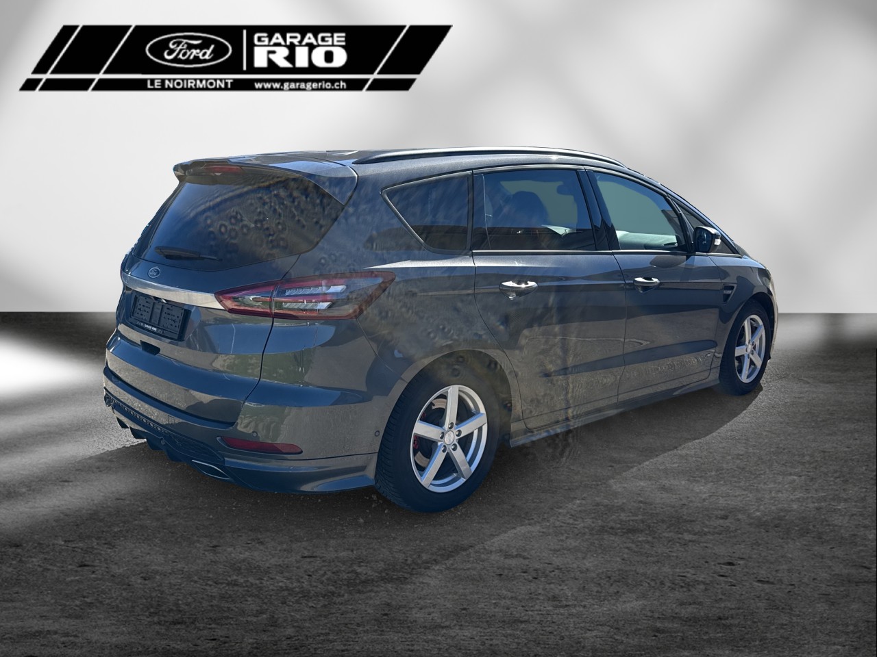 FORD S-Max 2.0TDCi ST-Line AWD-image-11