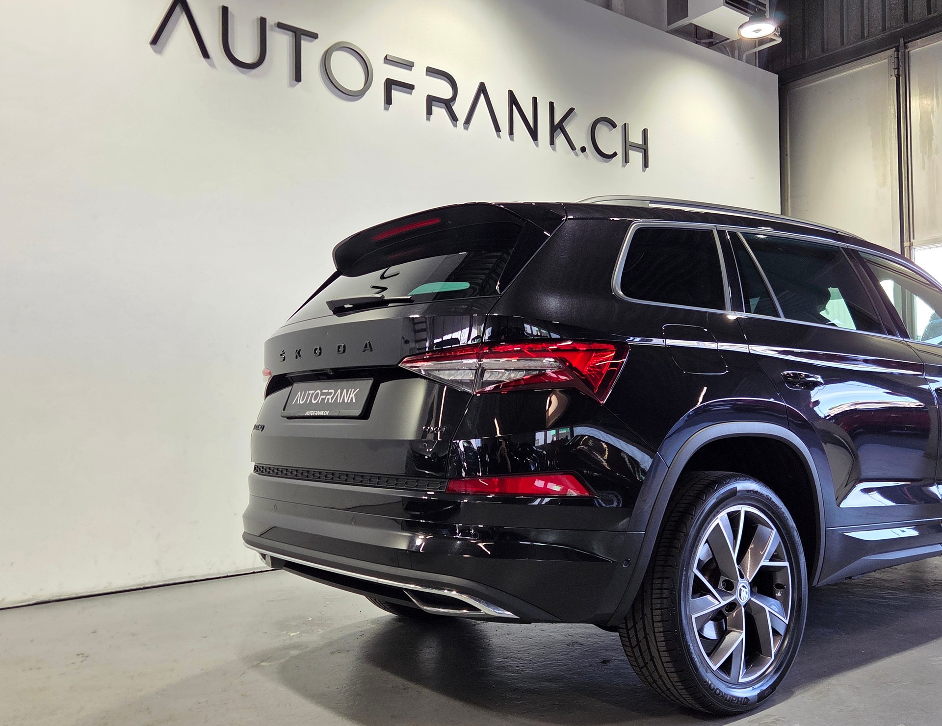 SKODA Kodiaq 2.0 TDI 200 Sportline DSG 7-Plätzer-image-8