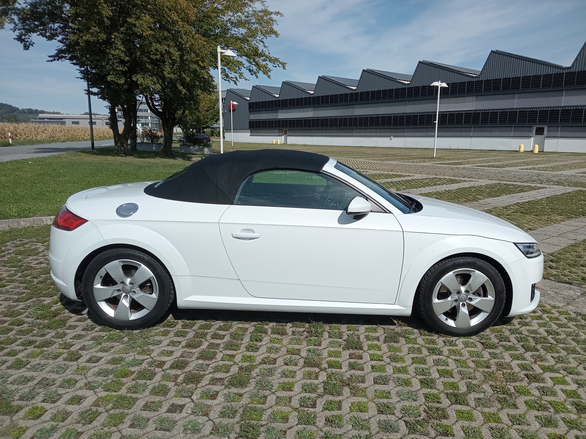 AUDI TT 2.0 TDI Roadster/Cabrio-image-3
