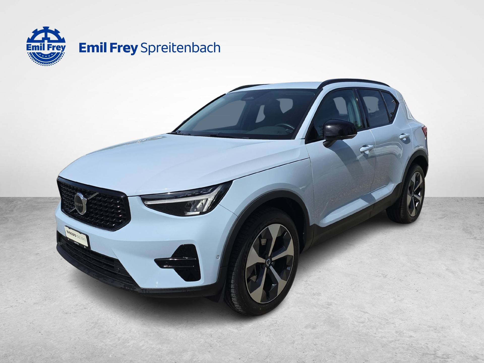 VOLVO XC40 2.0 B4 MH Plus Dark-image-0