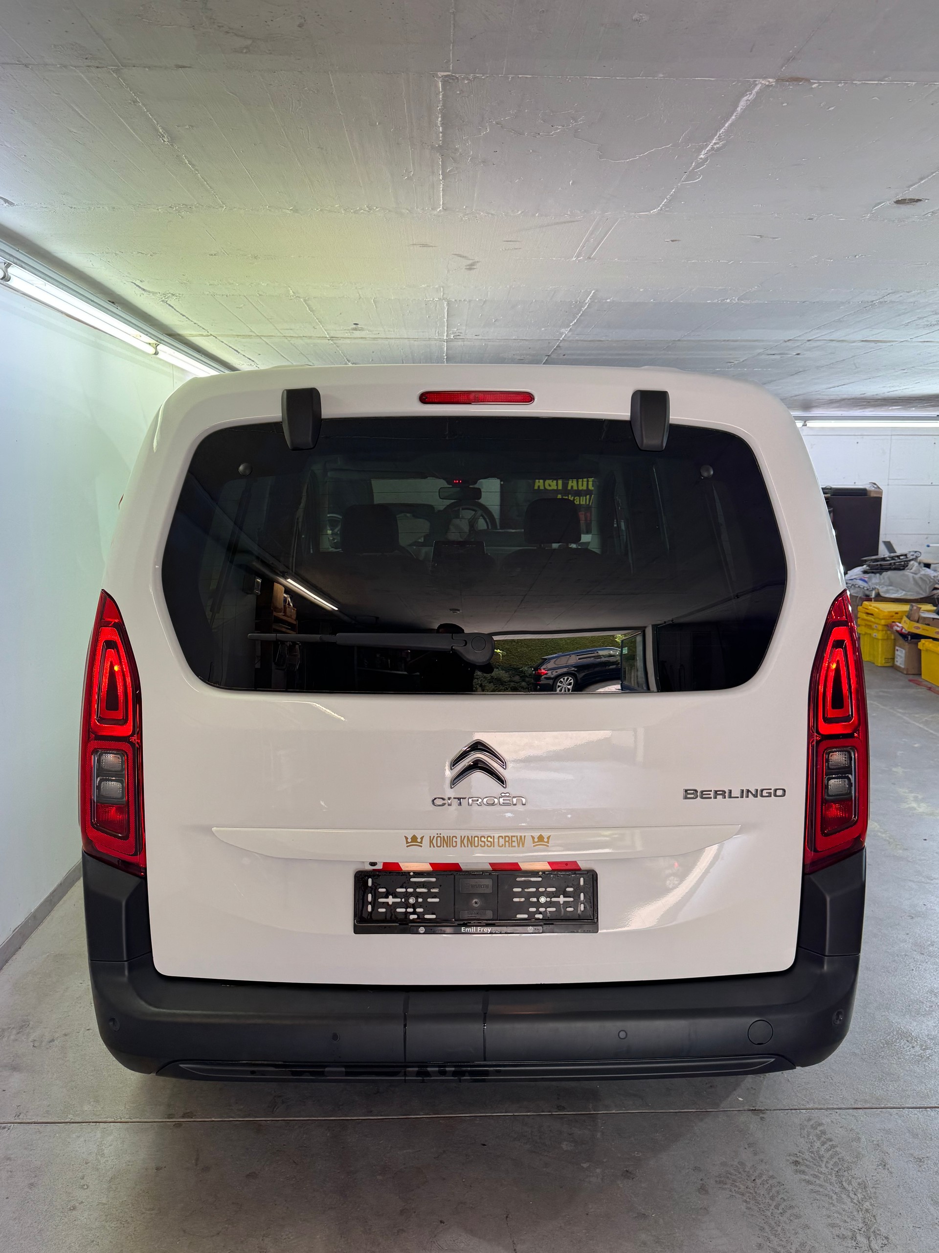 CITROEN Berlingo XL 1.5 BlueHDi Feel EAT8-image-5