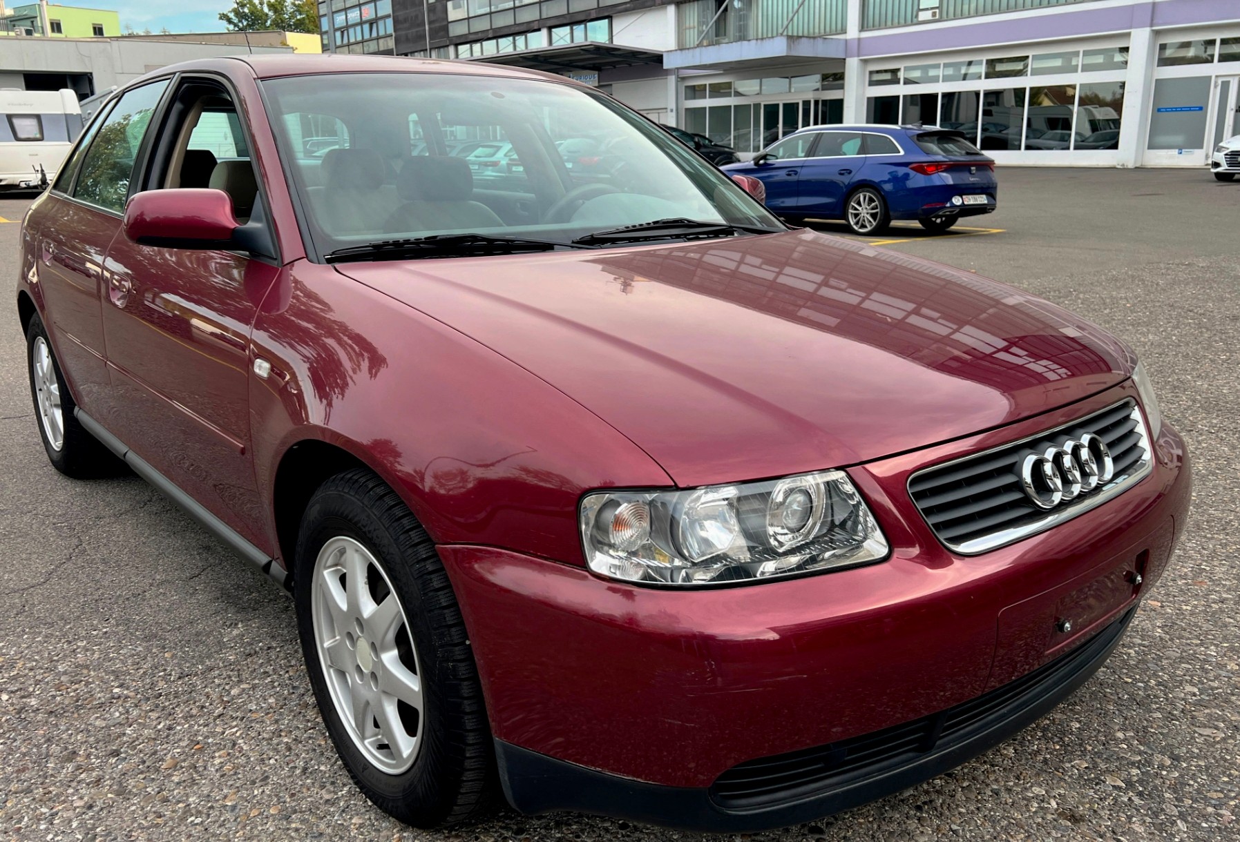 AUDI A3 1.8 Ambiente-image-2
