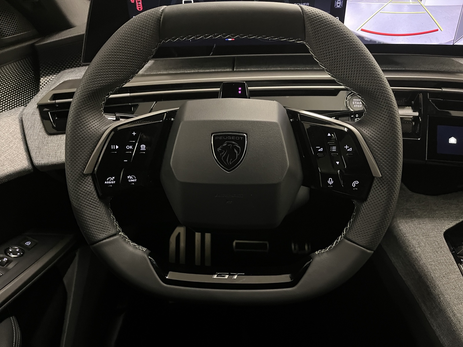 PEUGEOT 5008 1.2 Hybrid GT-image-8