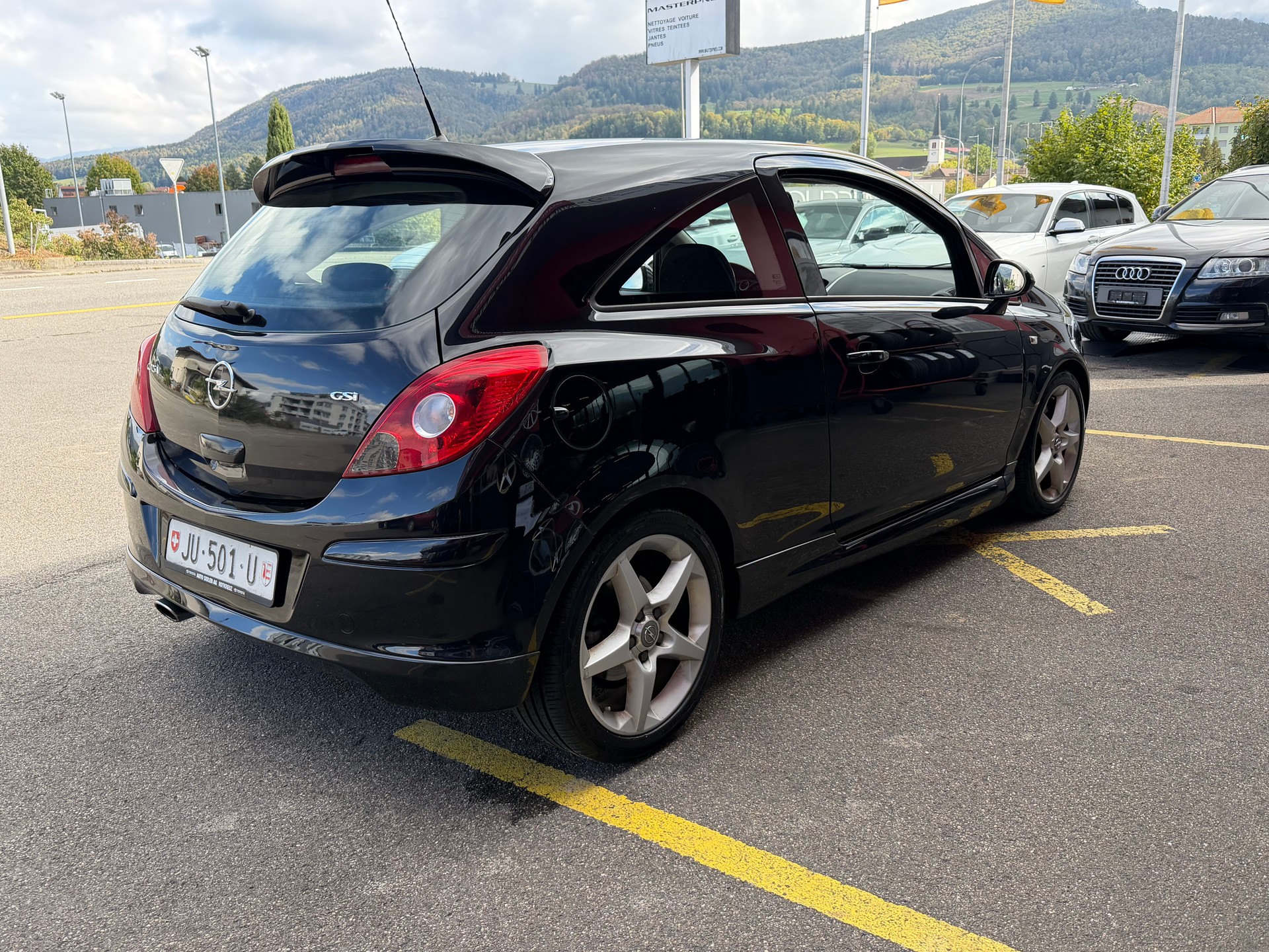 OPEL Corsa 1.6 Turbo GSi-image-2