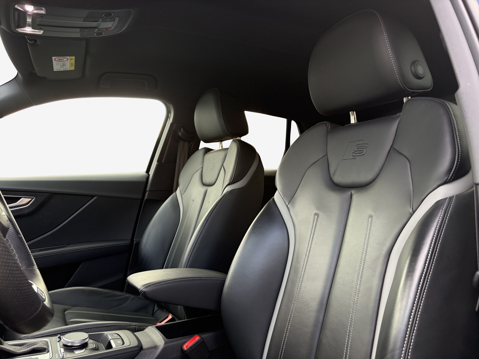 AUDI SQ2 TFSI quattro S-tronic-image-14