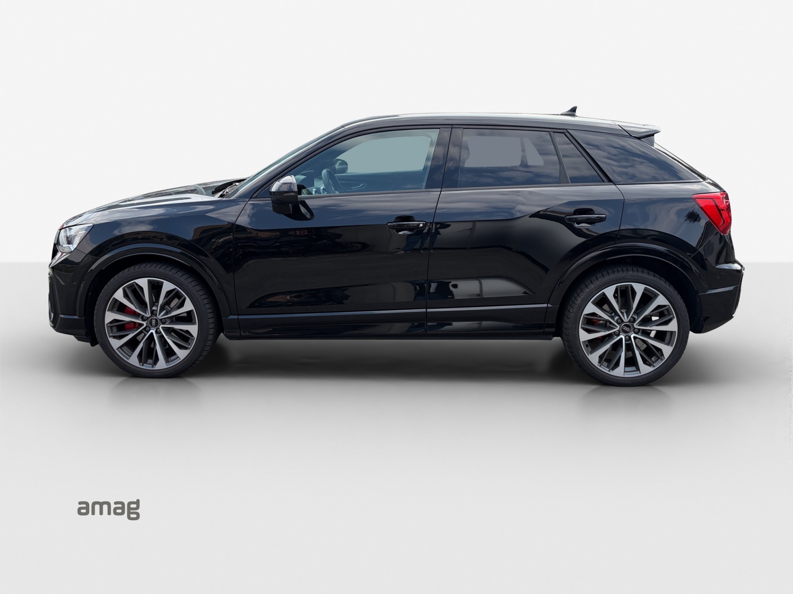 AUDI SQ2 TFSI quattro S-tronic-showroom-element-1