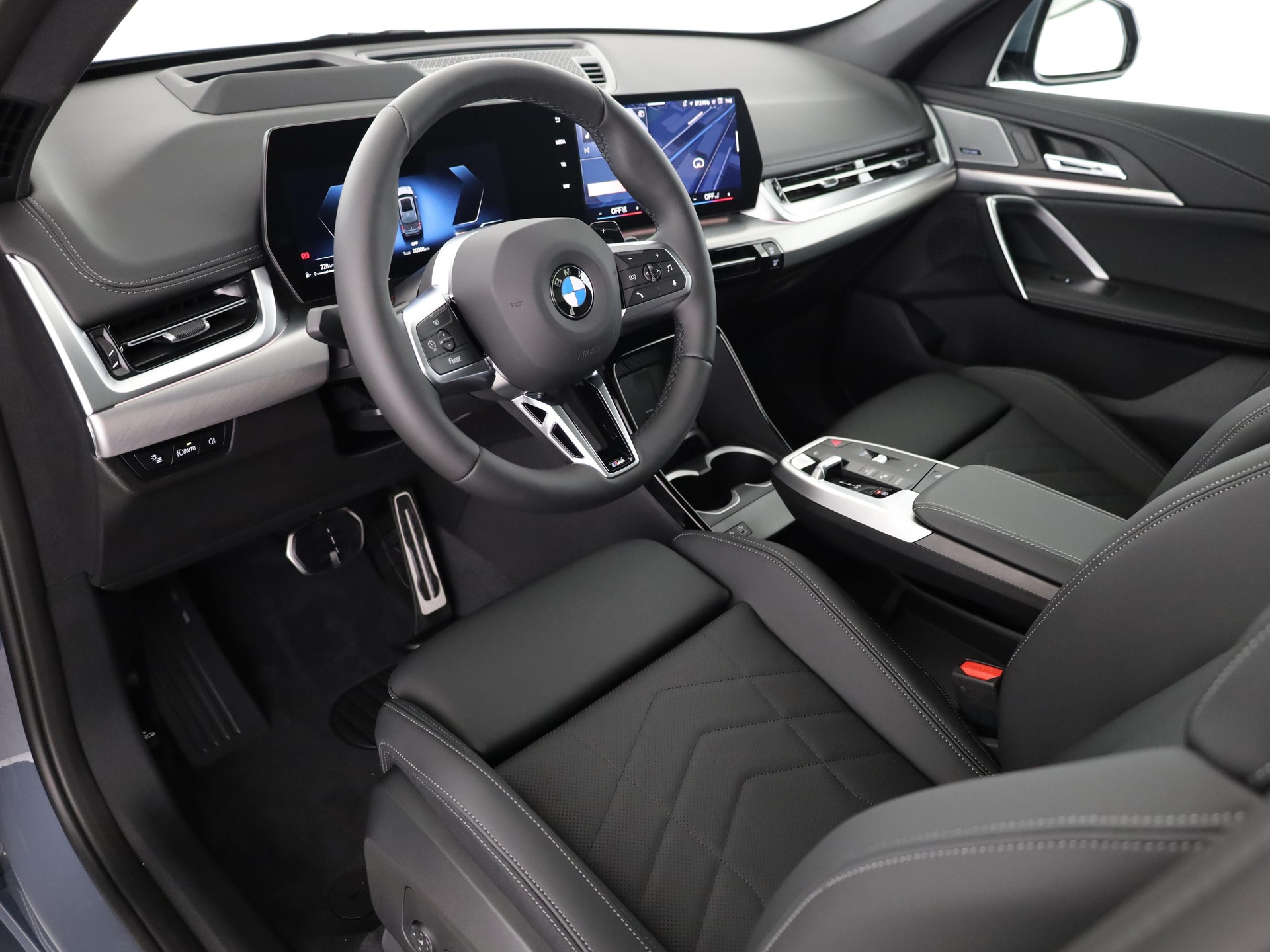 BMW X1 U11 23i xDrive paddles-image-13